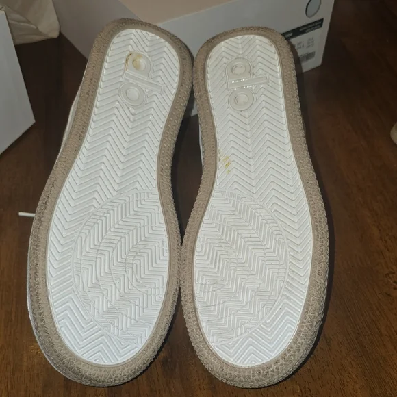 ALO Yoga Recovery Mode Sneaker Womens 8.5 - Picture 10 of 11